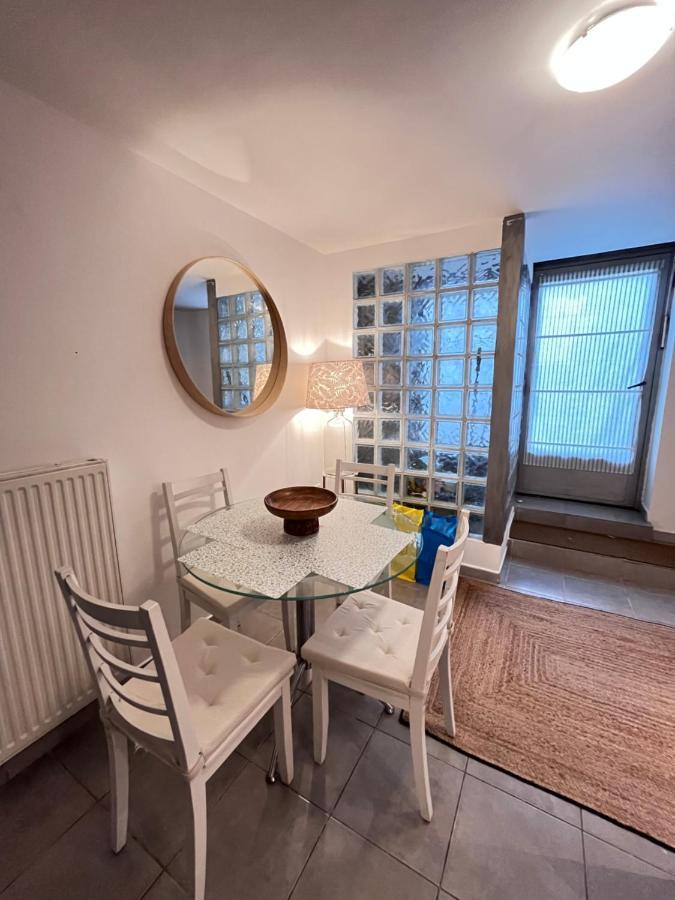 Salut Le Petit Gite Carcassonne Eksteriør bilde